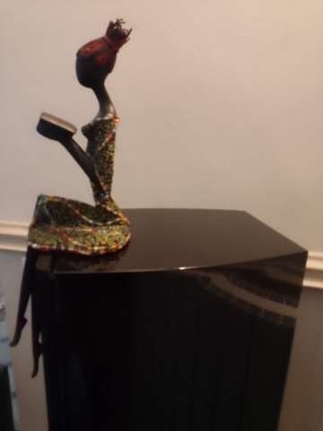 19- Liseuse bois et perles de 40 à 100 € suivant les tailles