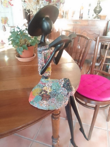 20 - Liseuse bois et perles de 40 à 100 € suivant les tailles